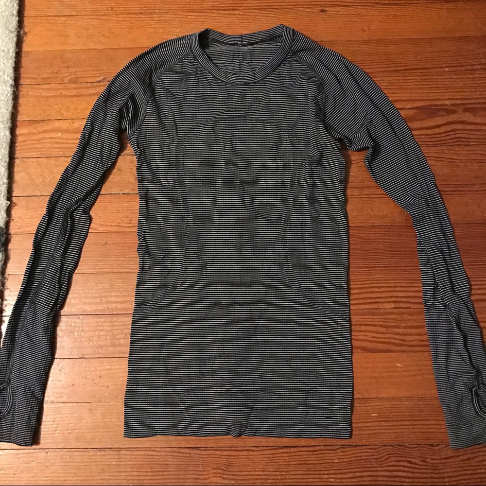 Lululemon Swiftly Tech Long Sleeve Size 4